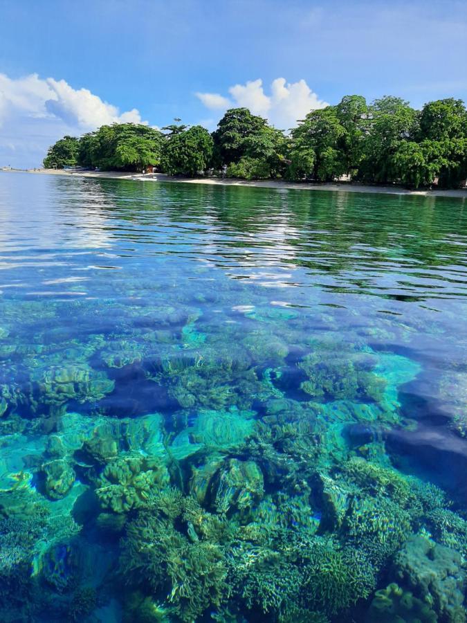 Blue Shark Divers Bunaken Exterior photo
