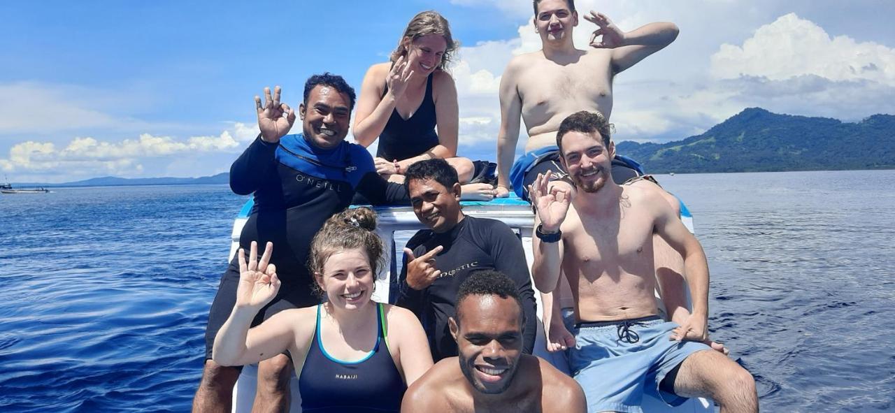 Blue Shark Divers Bunaken Exterior photo