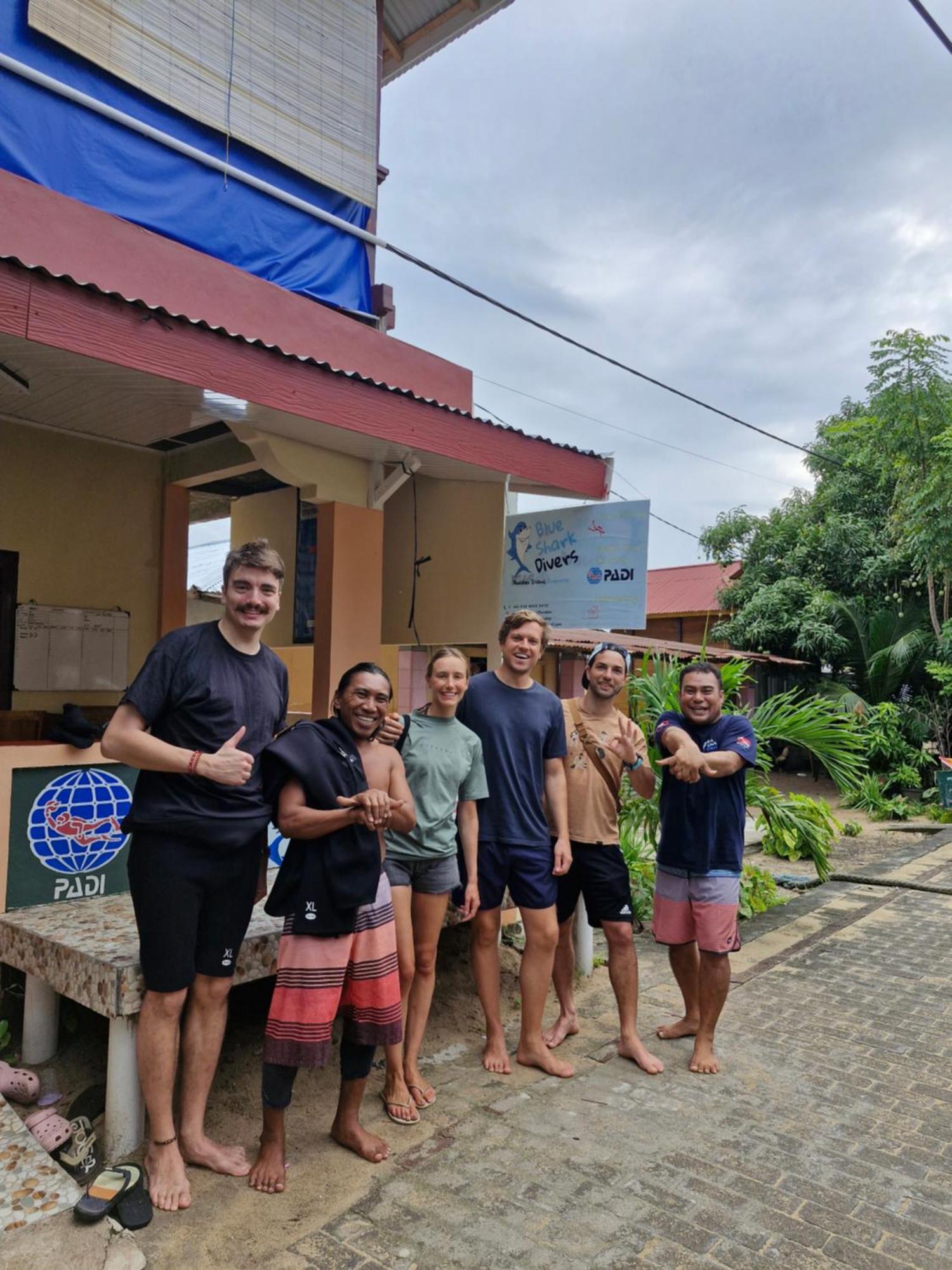 Blue Shark Divers Bunaken Exterior photo